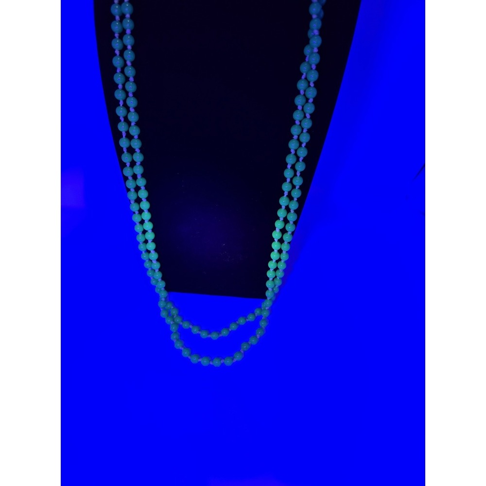 Vintage Uranium Green Glass Beaded Flapper Necklace Long opera 74 UV Glow - Picture 7 of 11